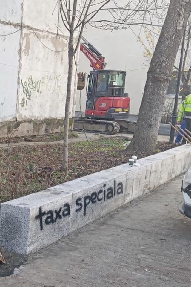 Serbarea de Festivus